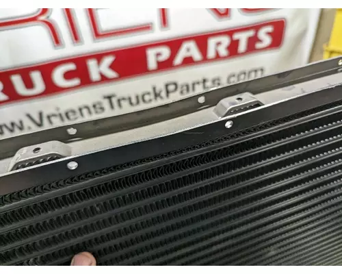 PETERBILT 389 Charge Air Cooler (ATAAC)