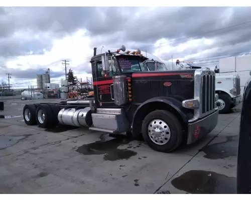 PETERBILT 389 Complete Vehicle