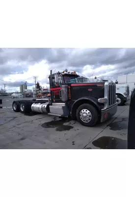 PETERBILT 389 Complete Vehicle