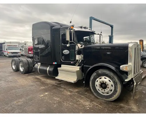 PETERBILT 389 Complete Vehicle