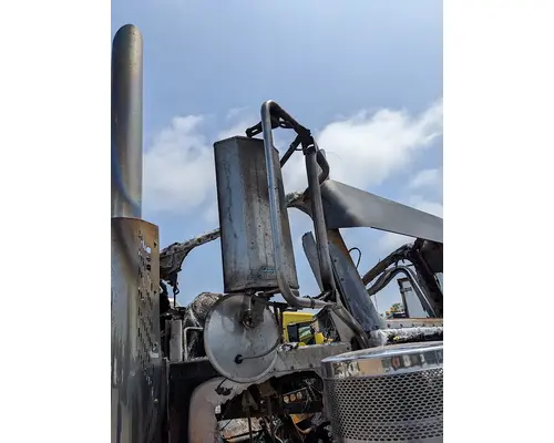 PETERBILT 389 Complete Vehicle