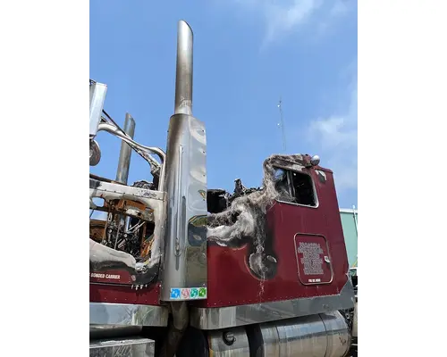 PETERBILT 389 Complete Vehicle