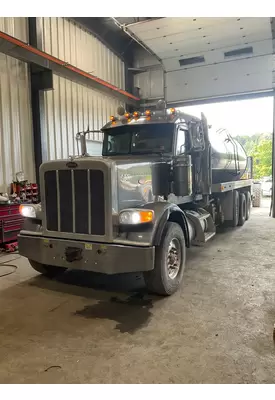 PETERBILT 389 Complete Vehicle