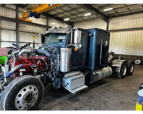 PETERBILT 389 Complete Vehicle