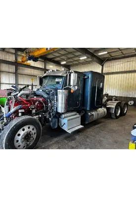 PETERBILT 389 Complete Vehicle