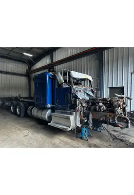 PETERBILT 389 Complete Vehicle