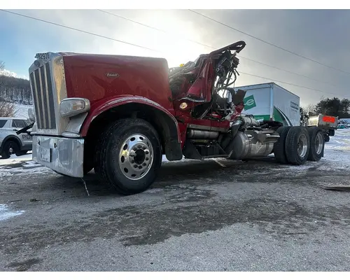 PETERBILT 389 Complete Vehicle