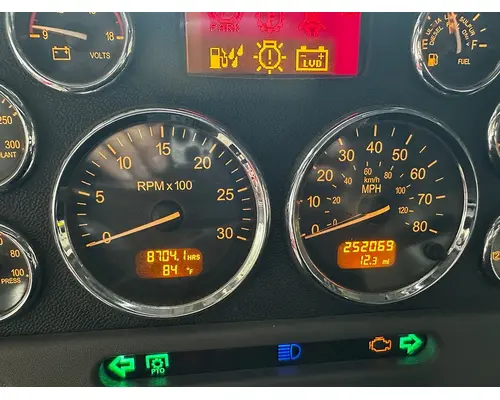 PETERBILT 389 Complete Vehicle
