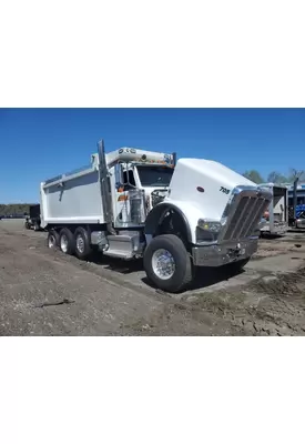 PETERBILT 389 Complete Vehicle