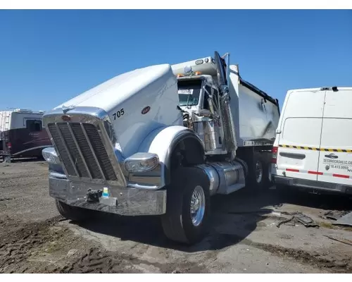 PETERBILT 389 Complete Vehicle