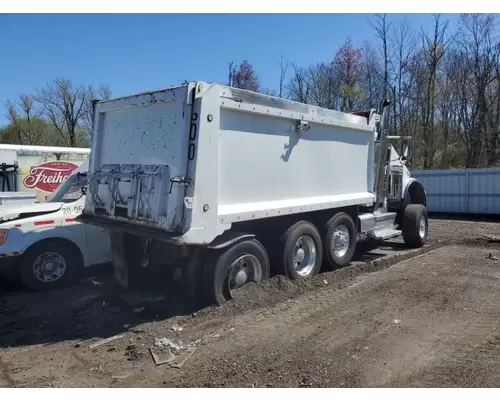 PETERBILT 389 Complete Vehicle