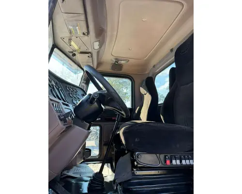 PETERBILT 389 Complete Vehicle