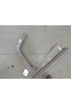 PETERBILT 389 Cowl