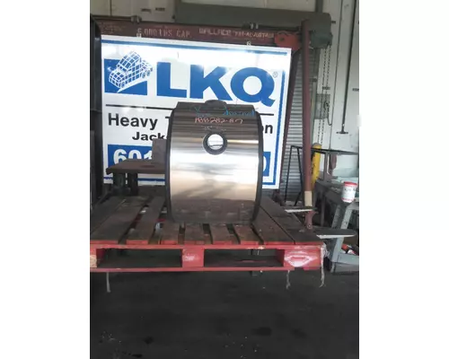 PETERBILT 389 DEF TANK
