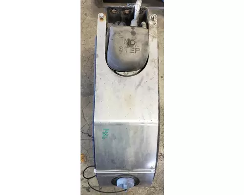 PETERBILT 389 DEF Tank