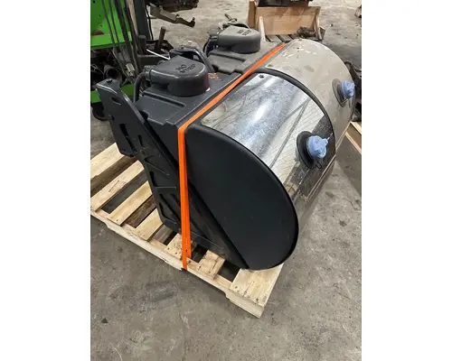 PETERBILT 389 DEF Tank