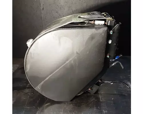 PETERBILT 389 DEF Tank