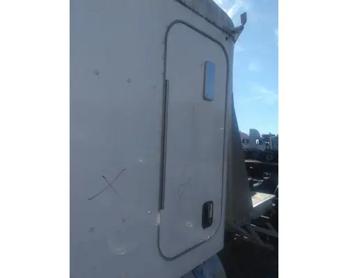 PETERBILT 389 DOOR, COMPARTMENT