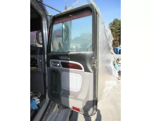 PETERBILT 389 DOOR ASSEMBLY, FRONT