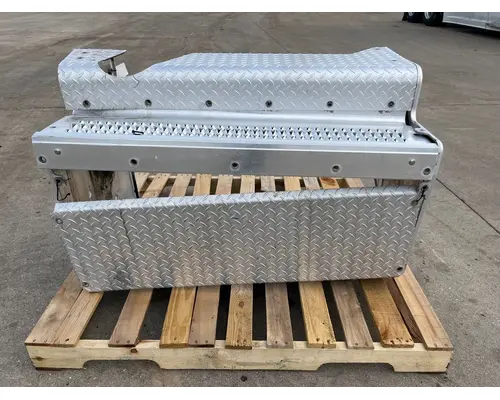 PETERBILT 389 DPF (Diesel Particulate Filter)