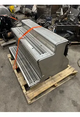 PETERBILT 389 DPF (Diesel Particulate Filter)