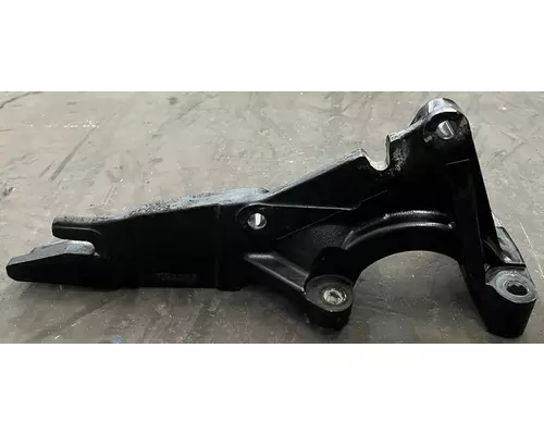 PETERBILT 389 DPF Bracket