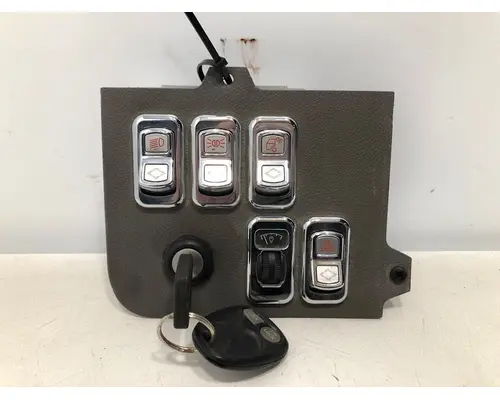 PETERBILT 389 Dash  Console Switch