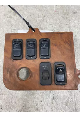 PETERBILT 389 Dash / Console Switch
