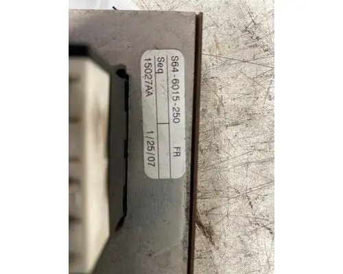 PETERBILT 389 Dash  Console Switch