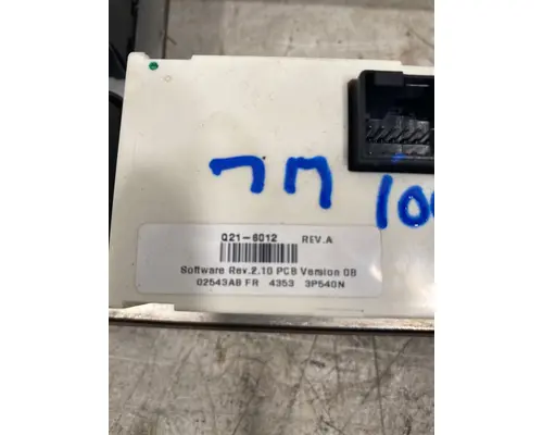 PETERBILT 389 Dash  Console Switch