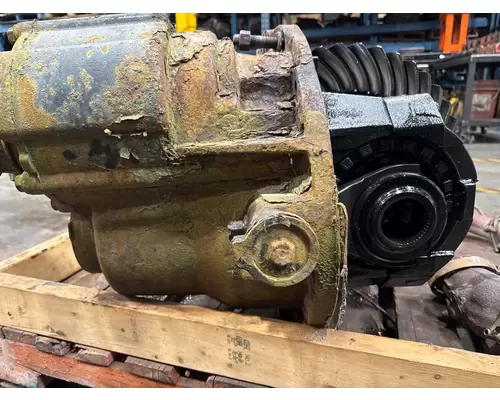 PETERBILT 389 Differential Assembly (Front, Rear)