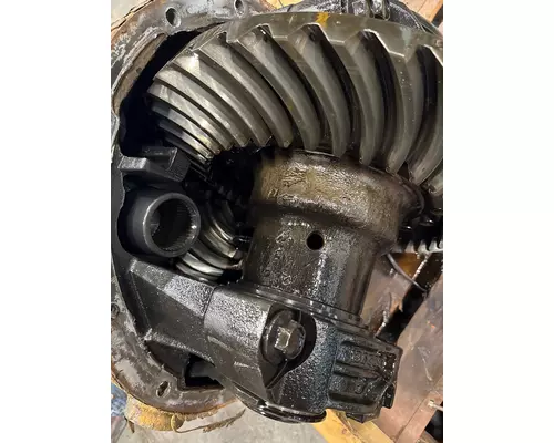 PETERBILT 389 Differential Assembly (Front, Rear)