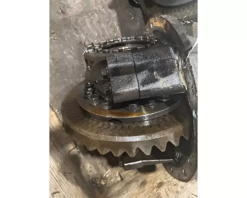 PETERBILT 389 Differential Assembly (Front, Rear)