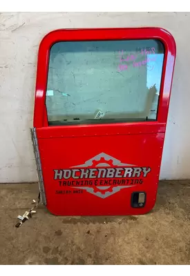 PETERBILT 389 Door Assembly, Front