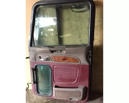 PETERBILT 389 Door Assembly, Front