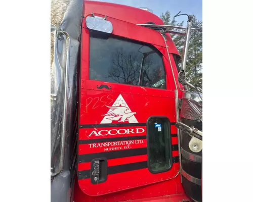 PETERBILT 389 Door Assembly, Front