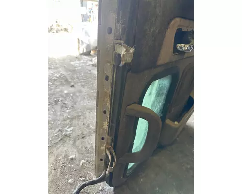 PETERBILT 389 Door Assembly, Front