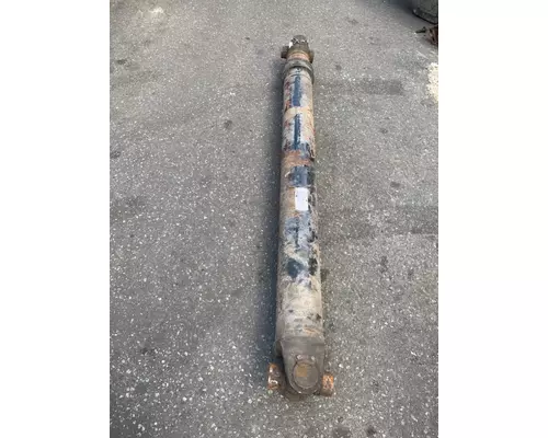 PETERBILT 389 Drive Shaft, Front