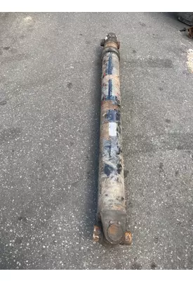 PETERBILT 389 Drive Shaft, Front