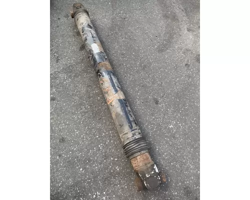 PETERBILT 389 Drive Shaft, Front