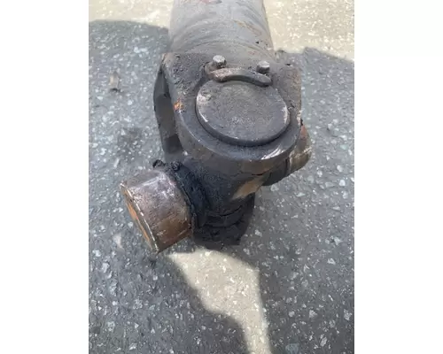 PETERBILT 389 Drive Shaft, Front