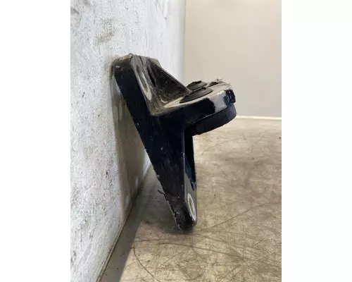 PETERBILT 389 Engine Mounts