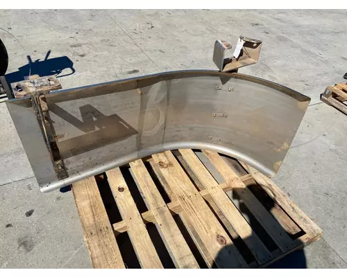 PETERBILT 389 Fender Extension