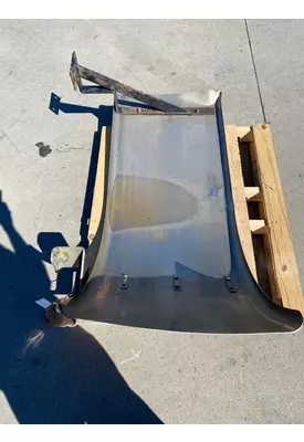 PETERBILT 389 Fender Extension