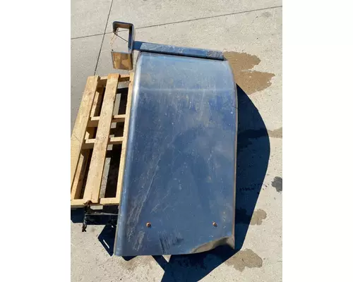 PETERBILT 389 Fender Extension
