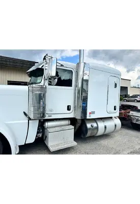 PETERBILT 389 Fender Extension