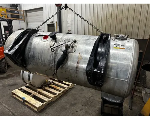 PETERBILT 389 Fuel Tank