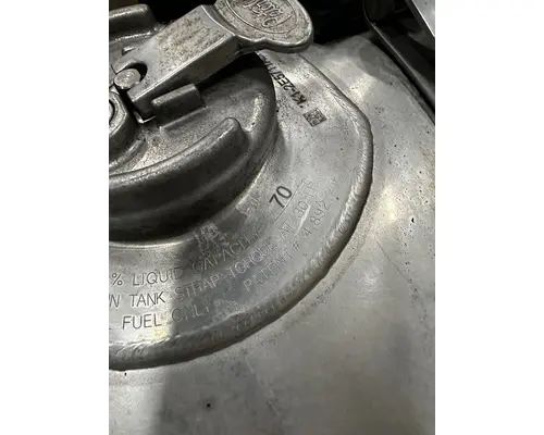 PETERBILT 389 Fuel Tank