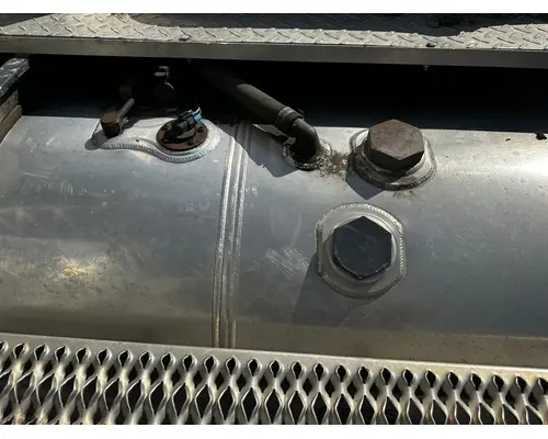 PETERBILT 389 Fuel Tank