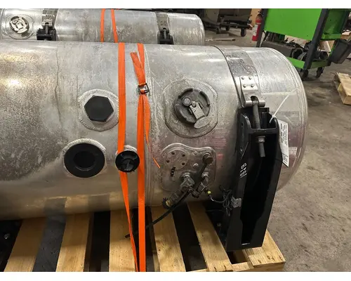 PETERBILT 389 Fuel Tank